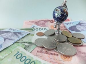 日本円→ドルへの外貨両替はどこでやるのがいい？