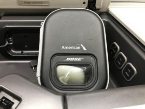 アメリカン航空のBOSEヘッドセット
