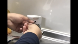 水道の取っ手を取り付ける